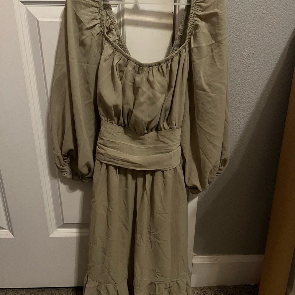 Elegant Olive Green Long Sleeve Dress